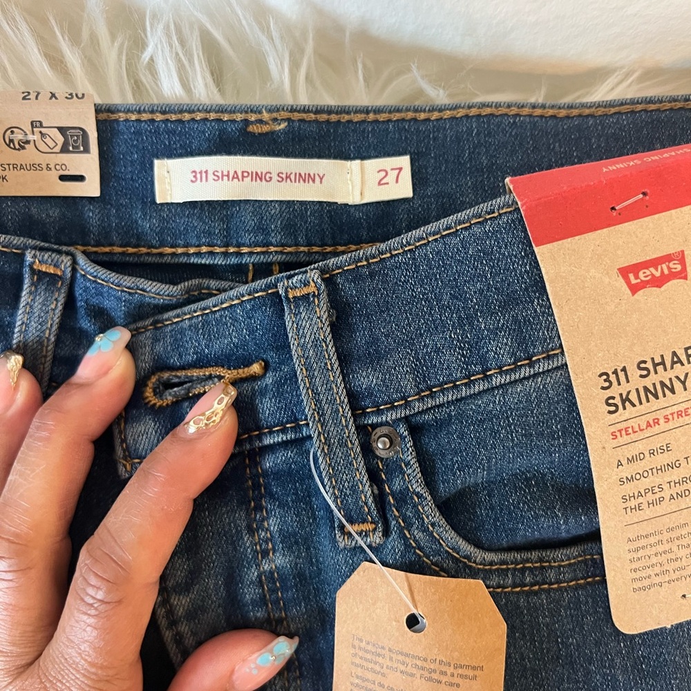 Levi's 311 Shaping Skinny Jeans - Blue Denim